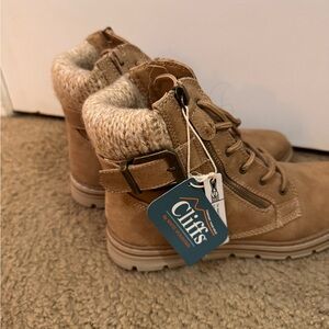 Cliffs by WHITE MOUNTAIN Tan Ankle Boots